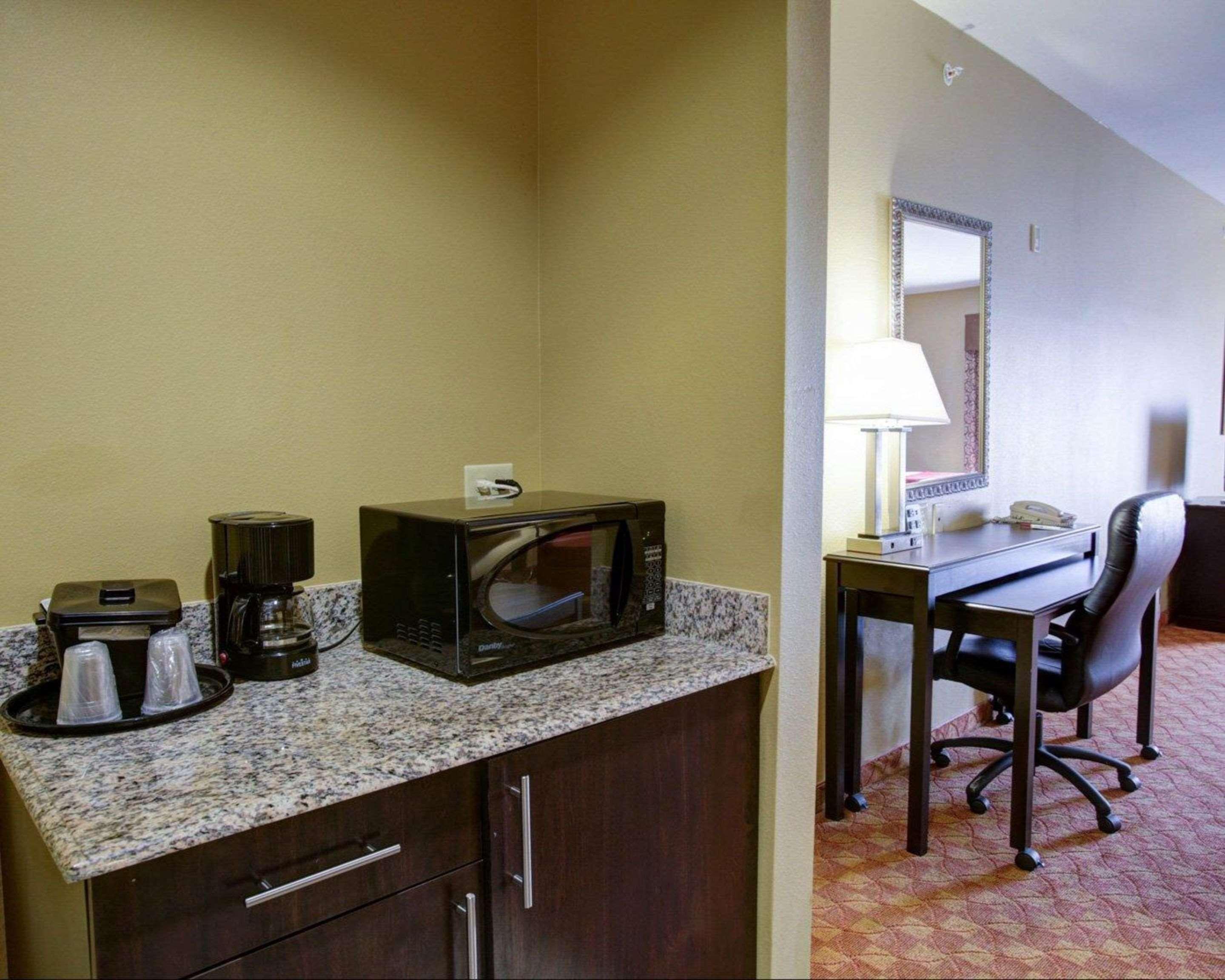 Comfort Suites Old Town Spring Eksteriør billede